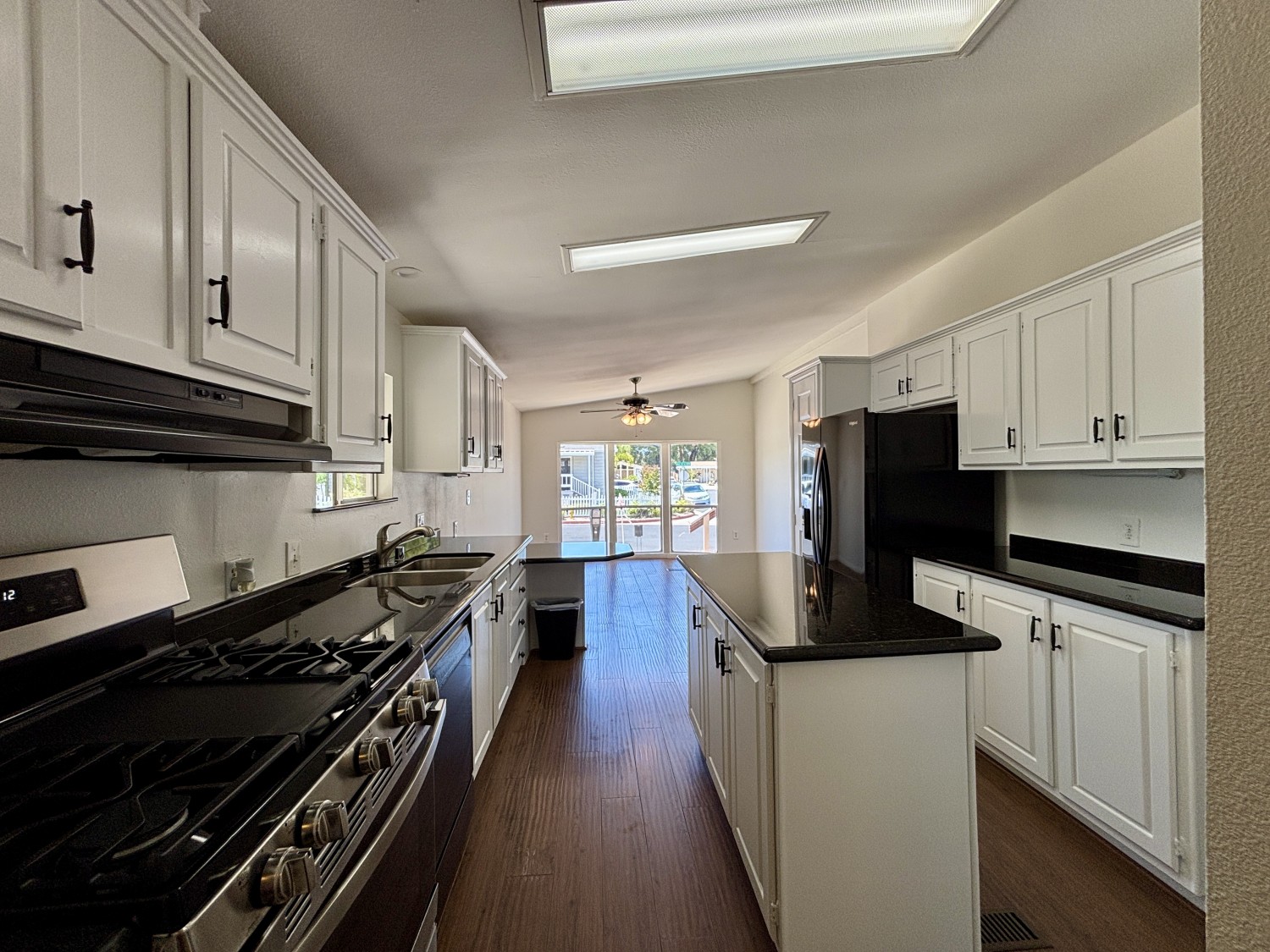 Elfyer - Murrieta, CA House - For Sale