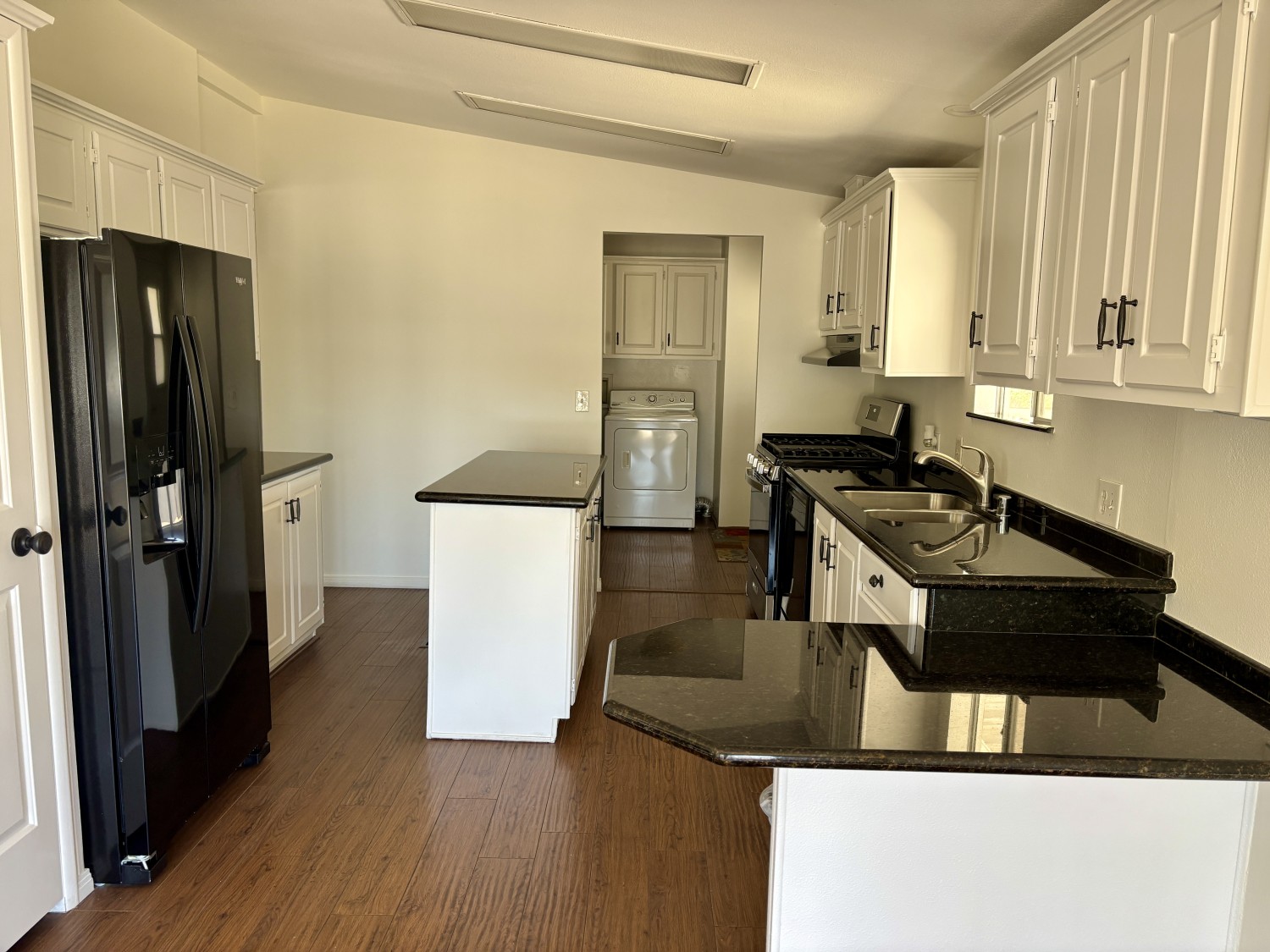 Elfyer - Murrieta, CA House - For Sale