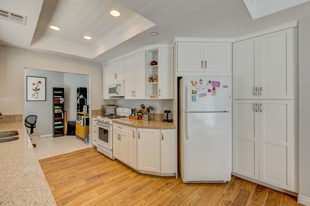 Elfyer - Los Angeles, CA House - For Sale