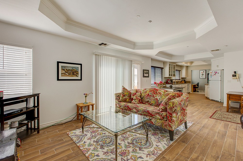 Elfyer - Los Angeles, CA House - For Sale