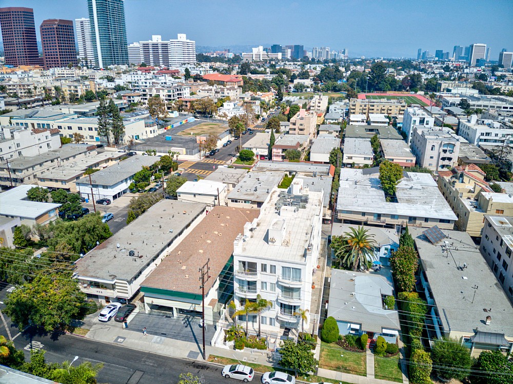 Elfyer - Los Angeles, CA House - For Sale