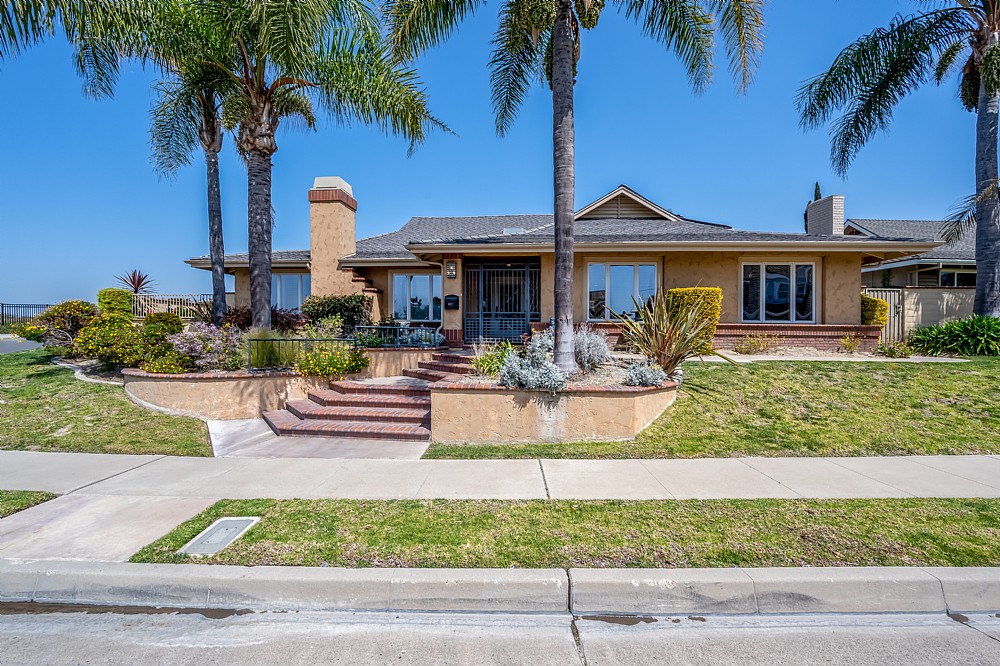 Elfyer - Anaheim Hills, CA House - For Sale