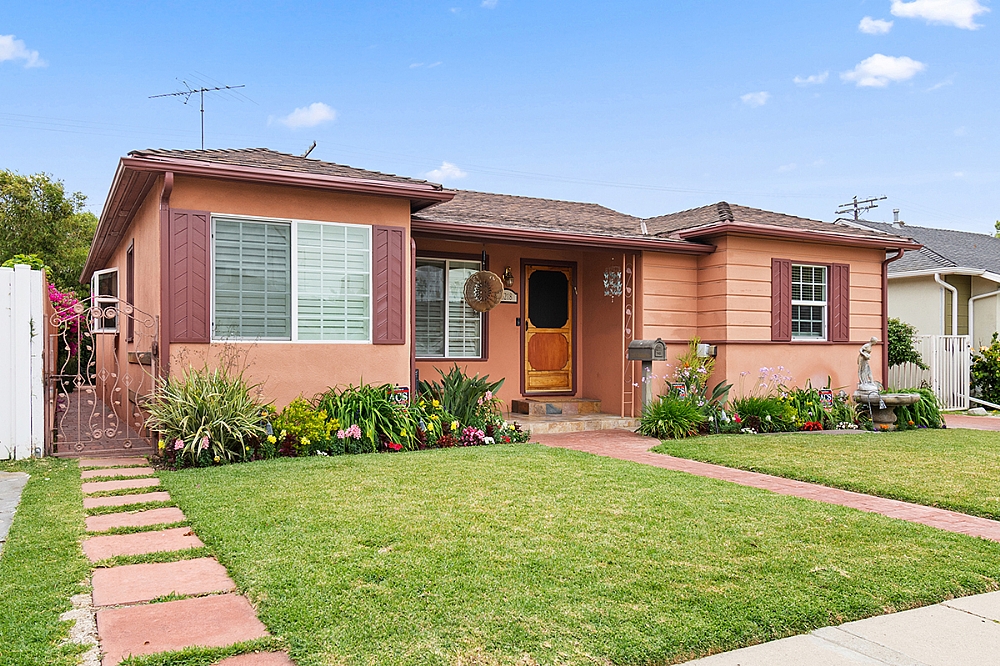 Elfyer - Los Angeles, CA House - For Sale