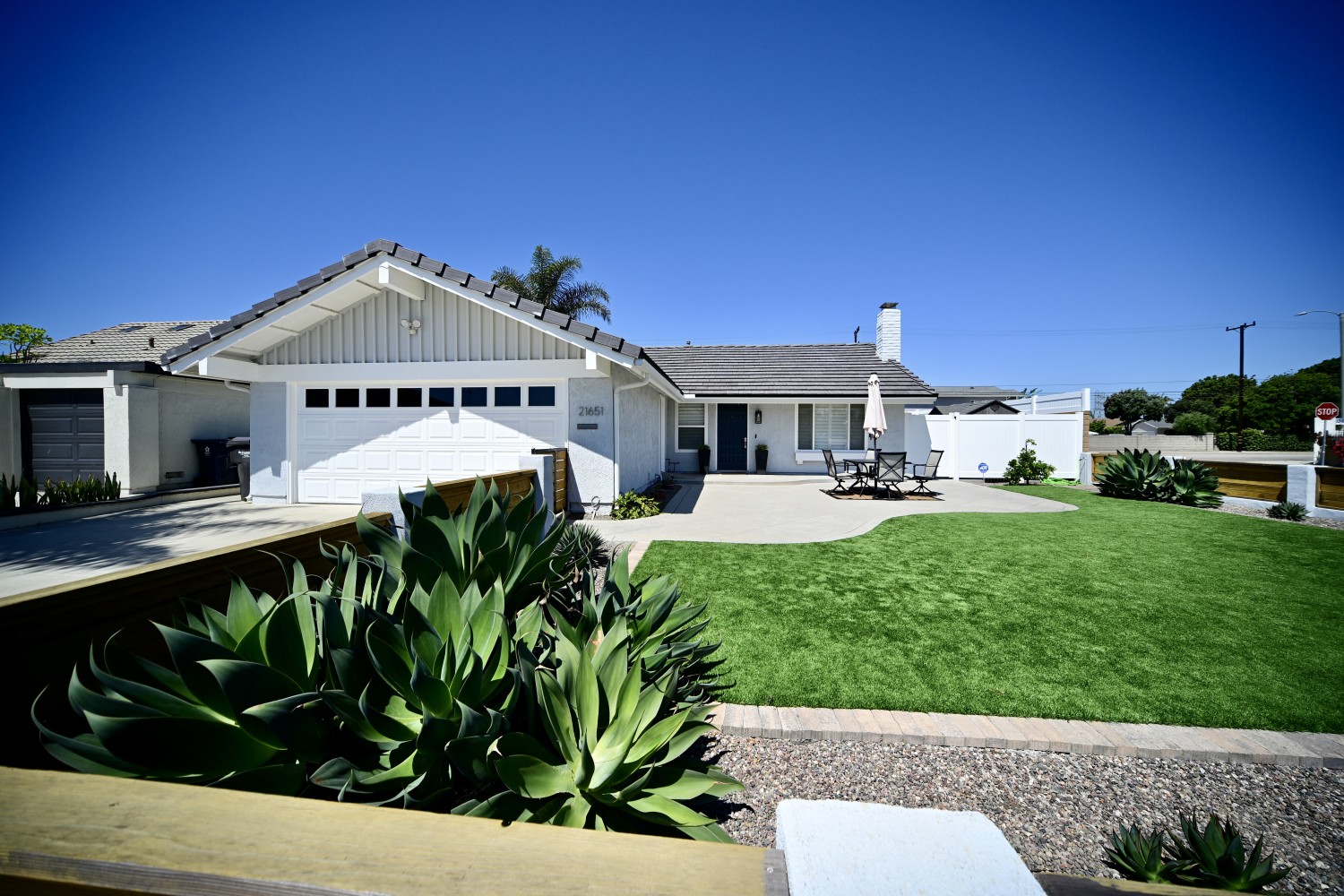 Elfyer - Huntington Beach, CA House - For Sale