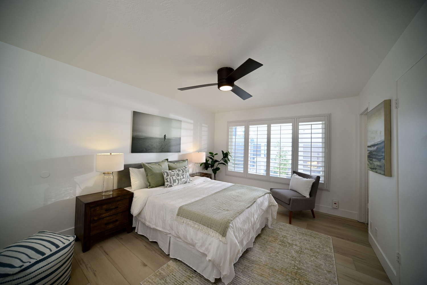Elfyer - Huntington Beach, CA House - For Sale