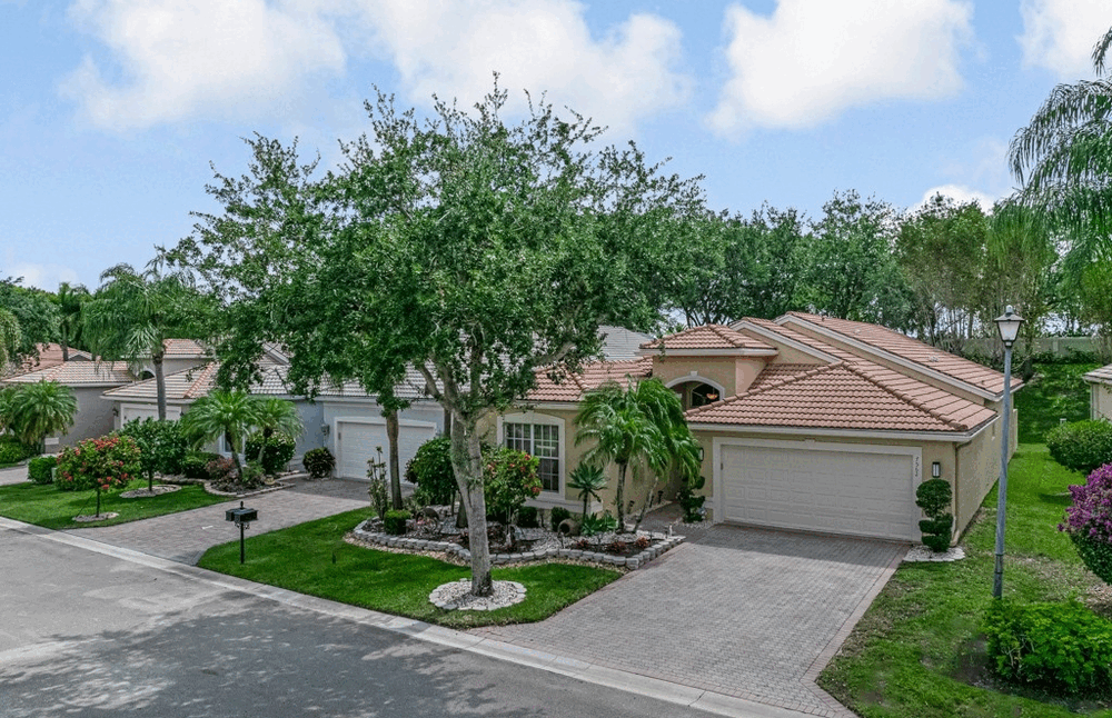7562 Starfish Reef Ln