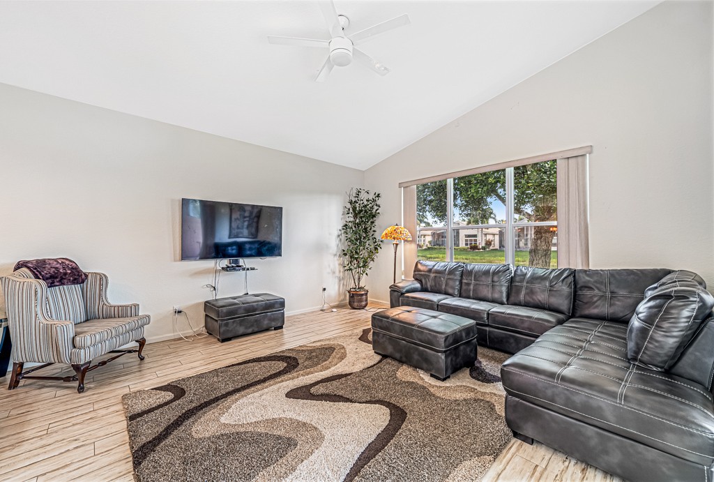 Elfyer - Lake Worth, FL House - For Sale