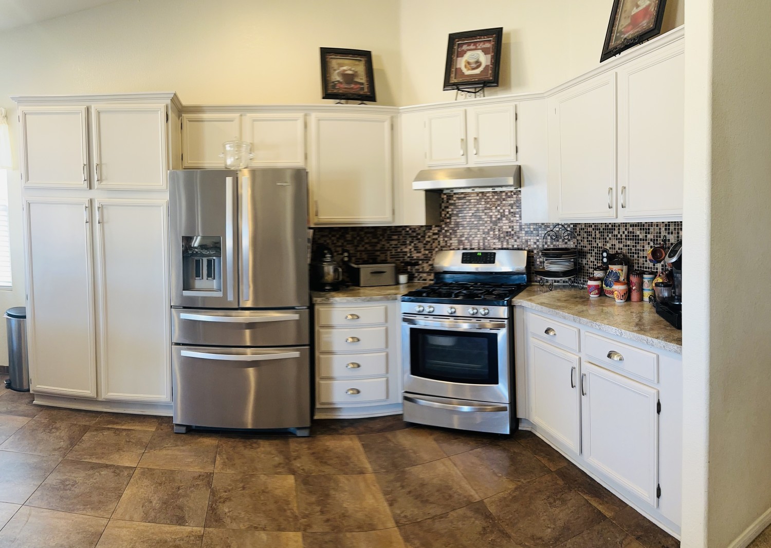 Elfyer - Apple Valley, CA House - For Sale