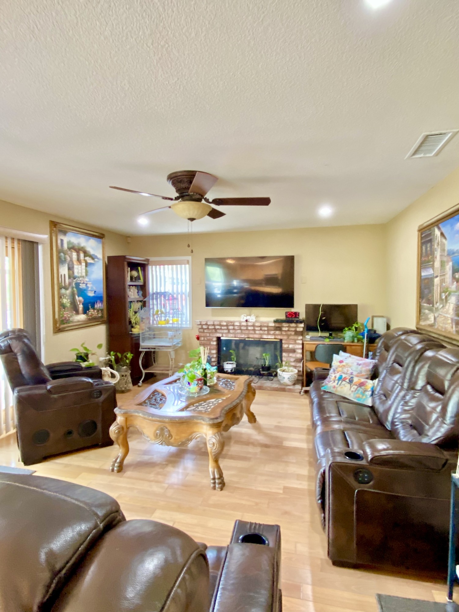 Elfyer - Rancho Cucamonga, CA House - For Sale