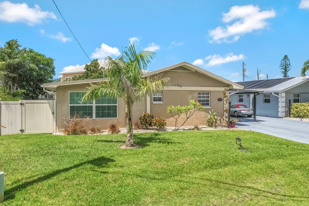 Elfyer - Naples, FL House - For Sale