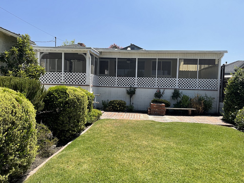 Elfyer - Burbank, CA House - For Sale