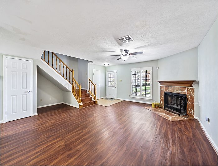 Elfyer - Houston, TX House - For Sale