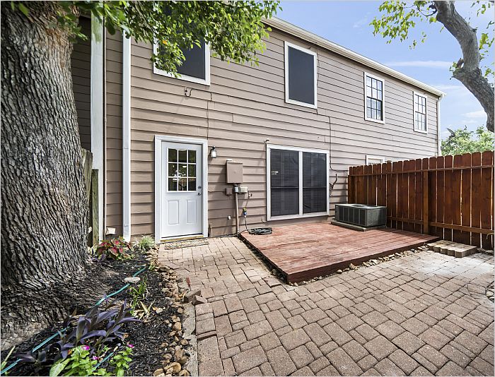 Elfyer - Houston, TX House - For Sale