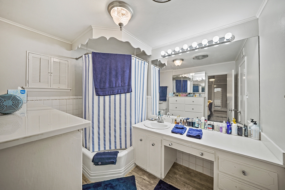 Elfyer - Houston, TX House - For Sale