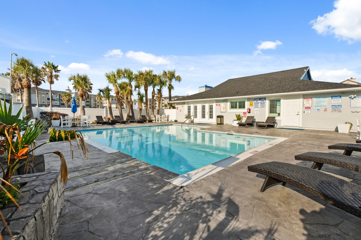 Elfyer - Galveston, TX House - For Sale