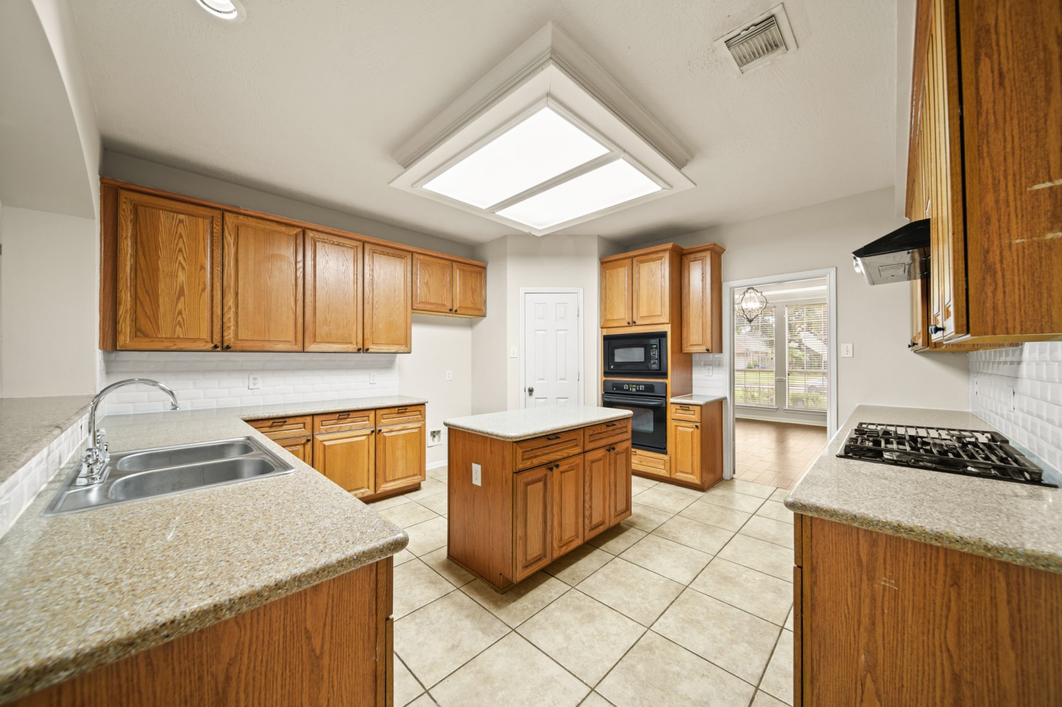 Elfyer - Houston, TX House - For Sale