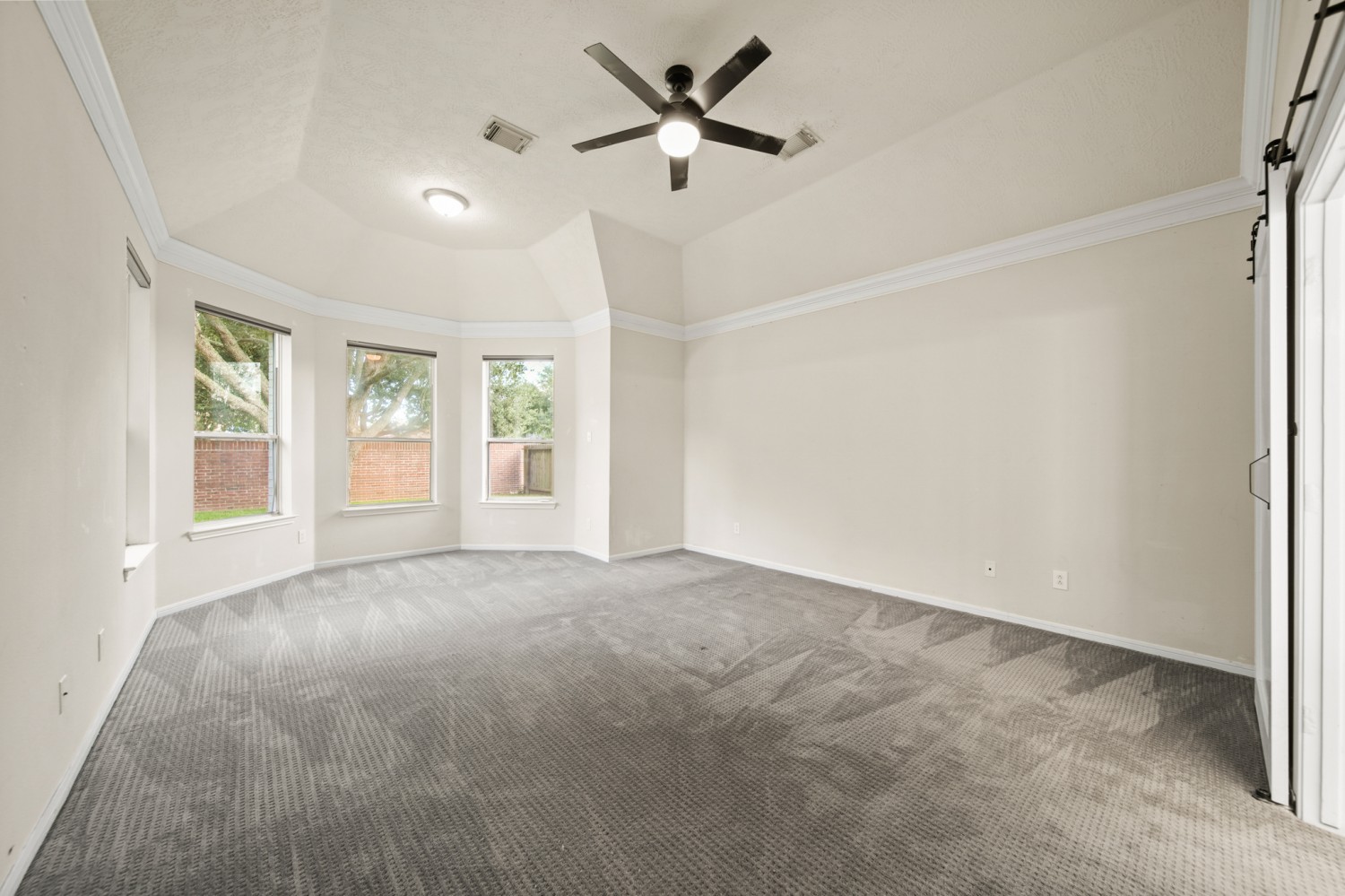 Elfyer - Houston, TX House - For Sale