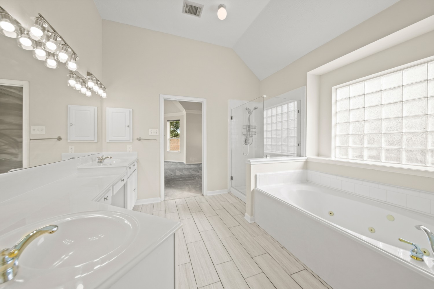 Elfyer - Houston, TX House - For Sale