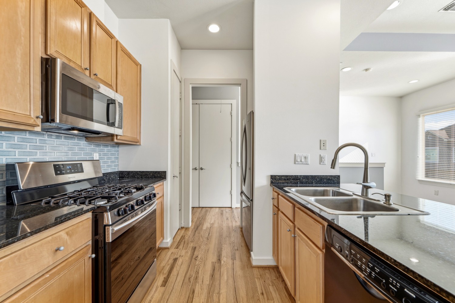Elfyer - Houston, TX House - For Sale