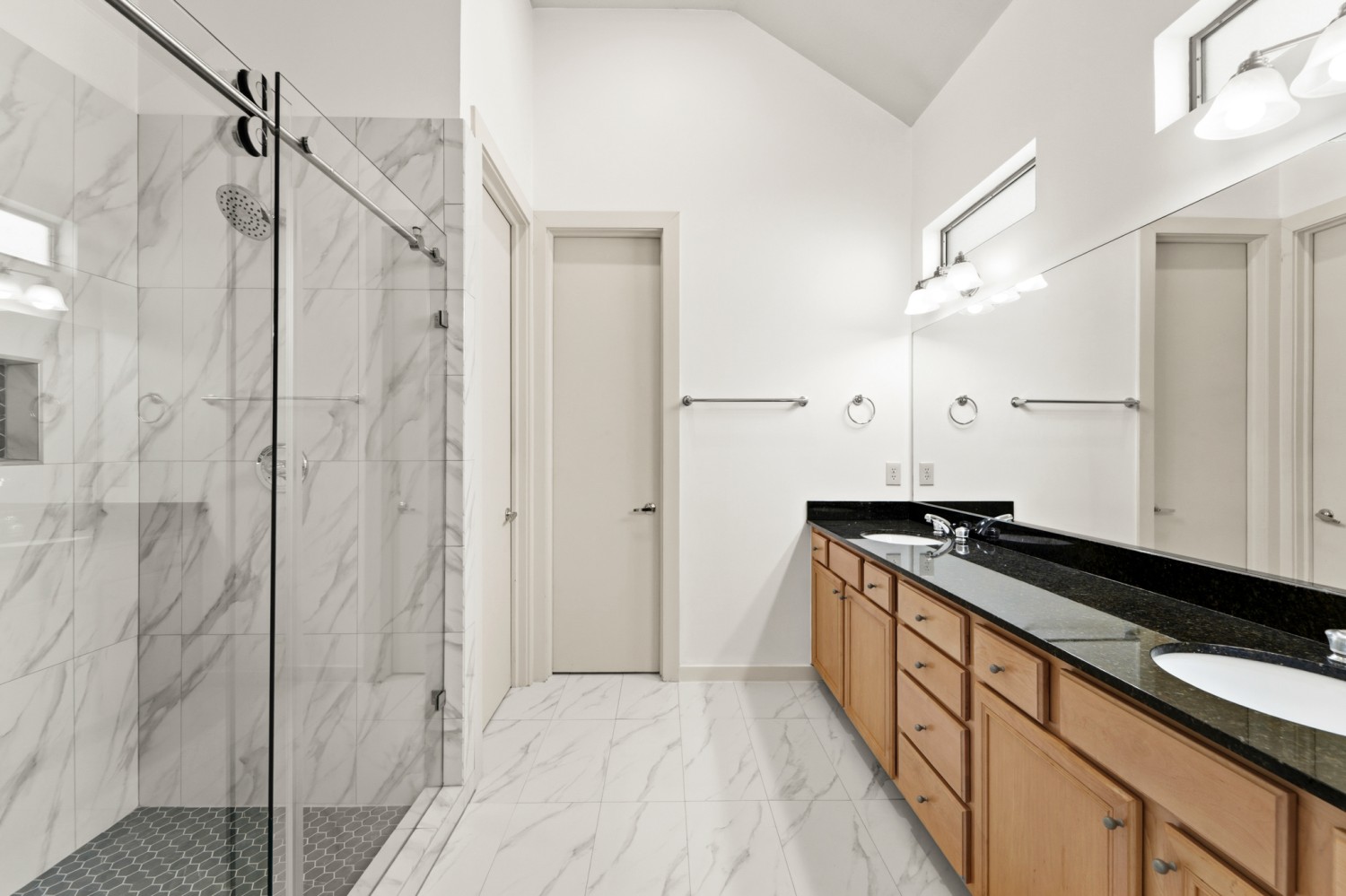 Elfyer - Houston, TX House - For Sale