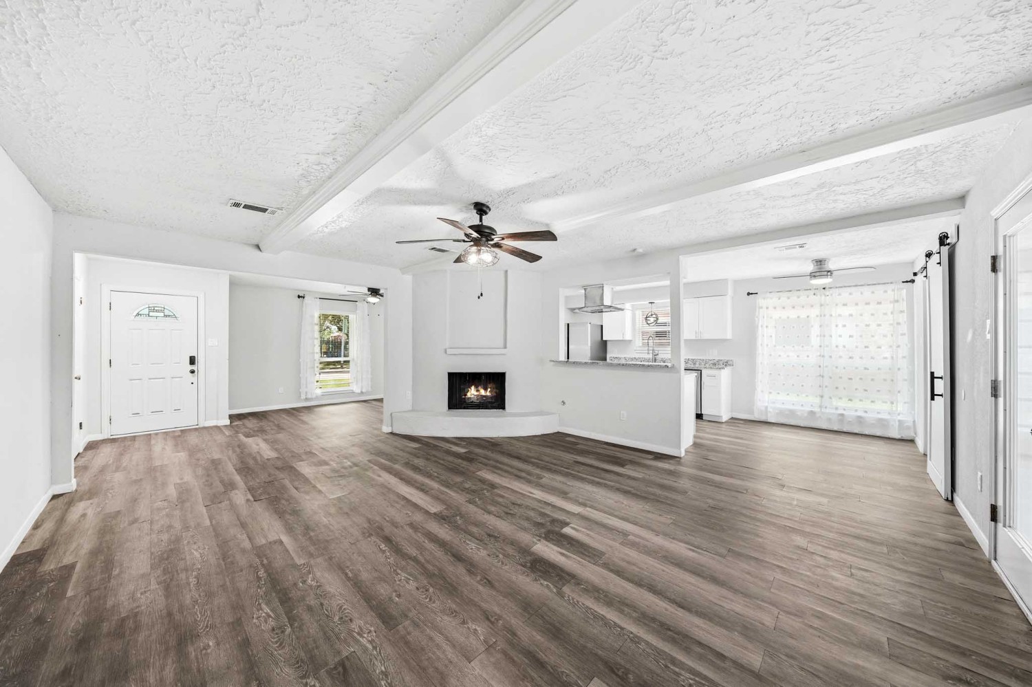 Elfyer - Meadows Place, TX House - For Sale
