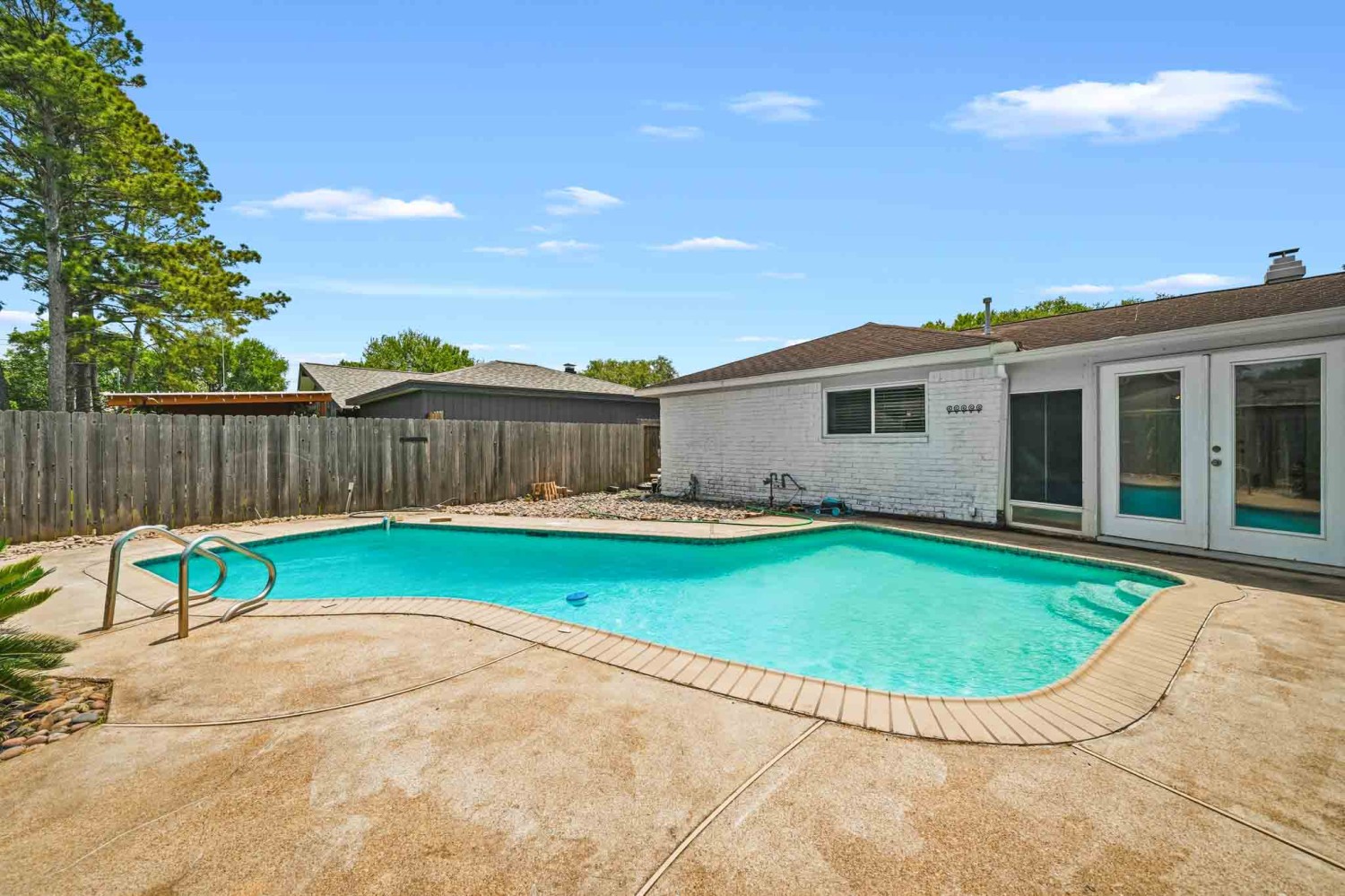 Elfyer - Meadows Place, TX House - For Sale