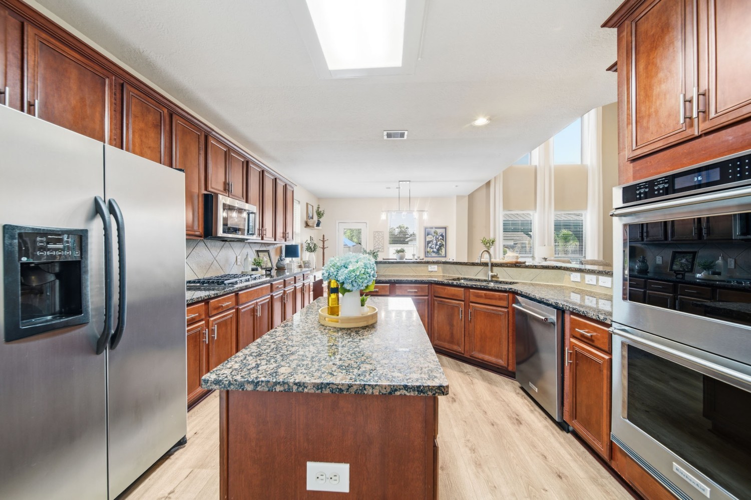 Elfyer - League City, TX House - For Sale