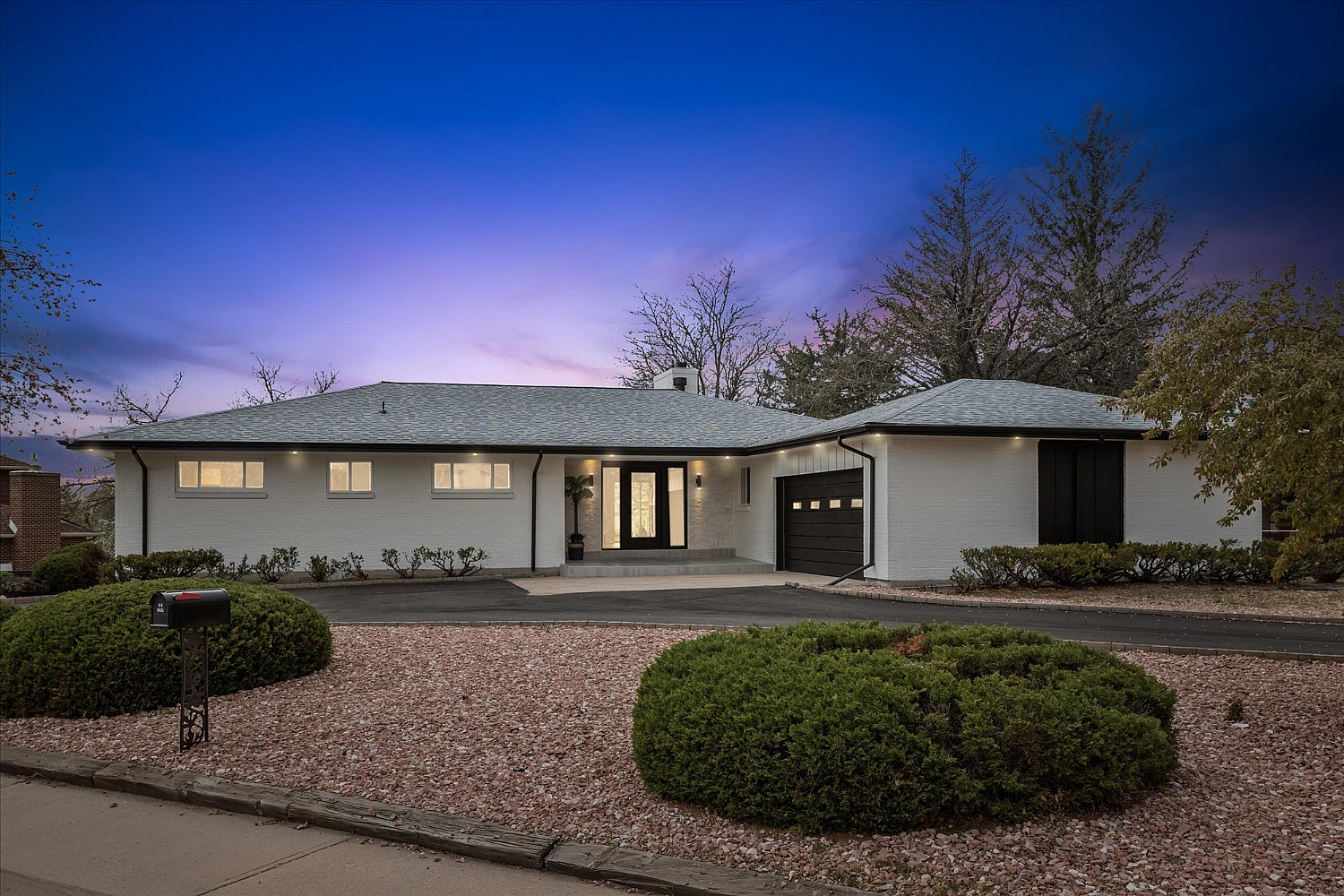 Elfyer - Aurora, CO House - For Sale