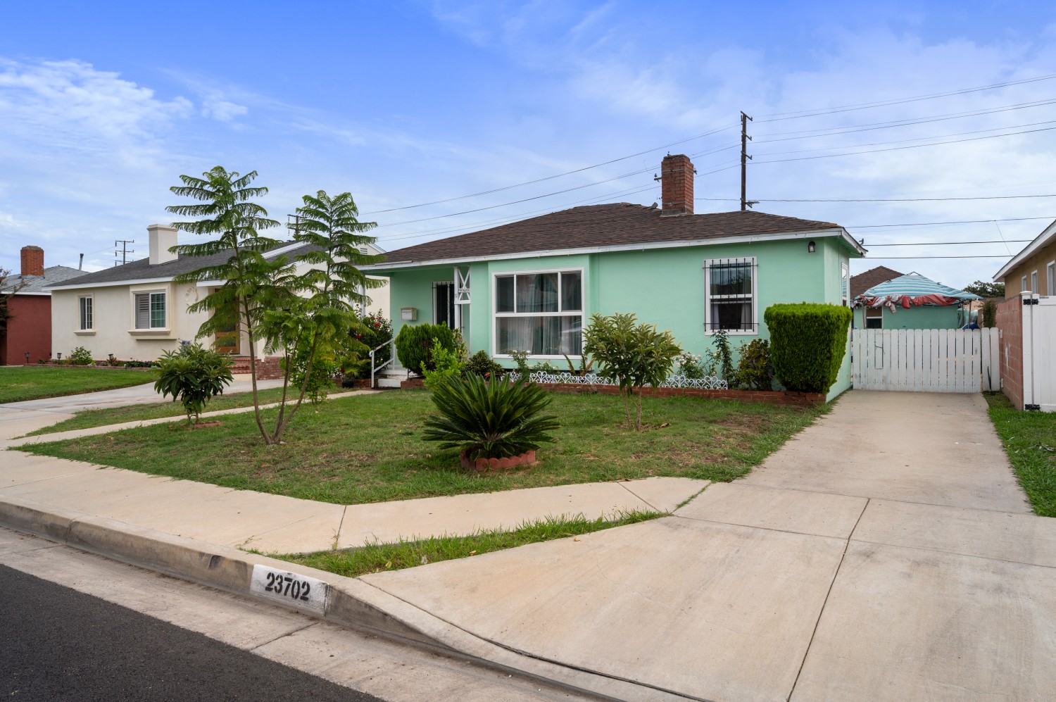 Elfyer - Carson, CA House - For Sale