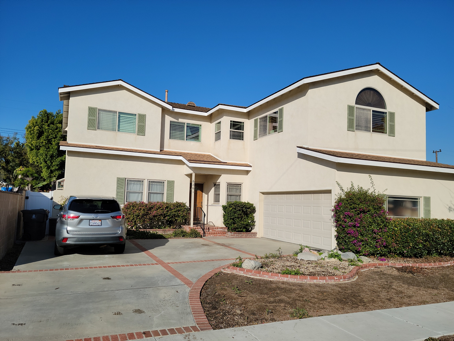 Elfyer - Long Beach, CA House - For Sale