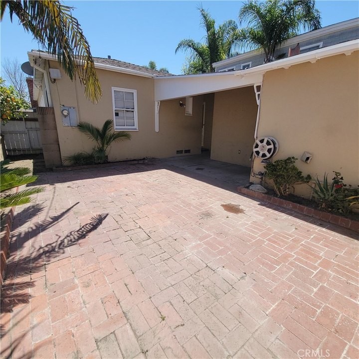 Elfyer - Long Beach, CA House - For Sale