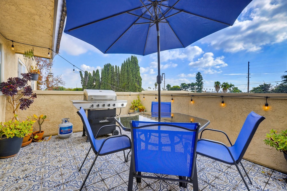 Elfyer - Cypress, CA House - For Sale