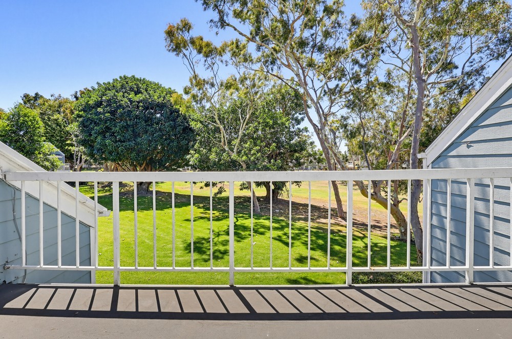 Elfyer - Long Beach, CA House - For Sale
