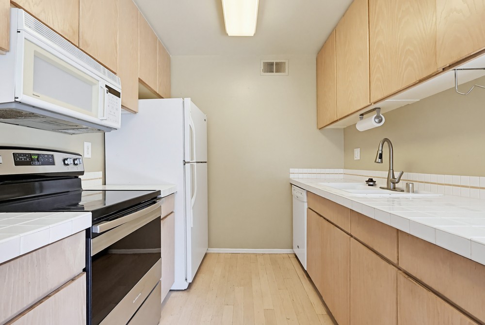 Elfyer - Long Beach, CA House - For Sale