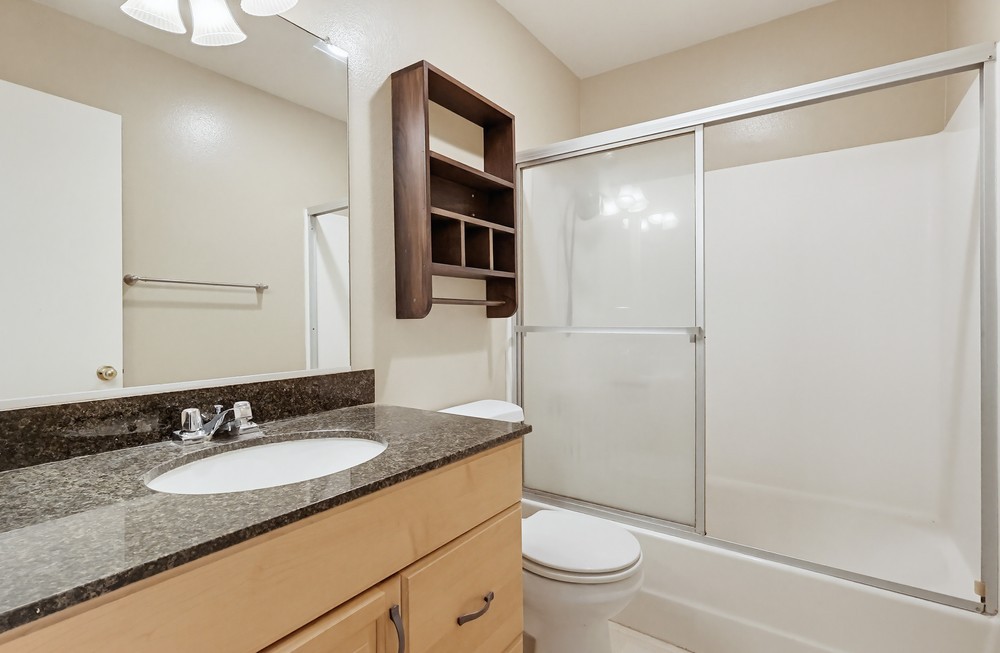 Elfyer - Long Beach, CA House - For Sale