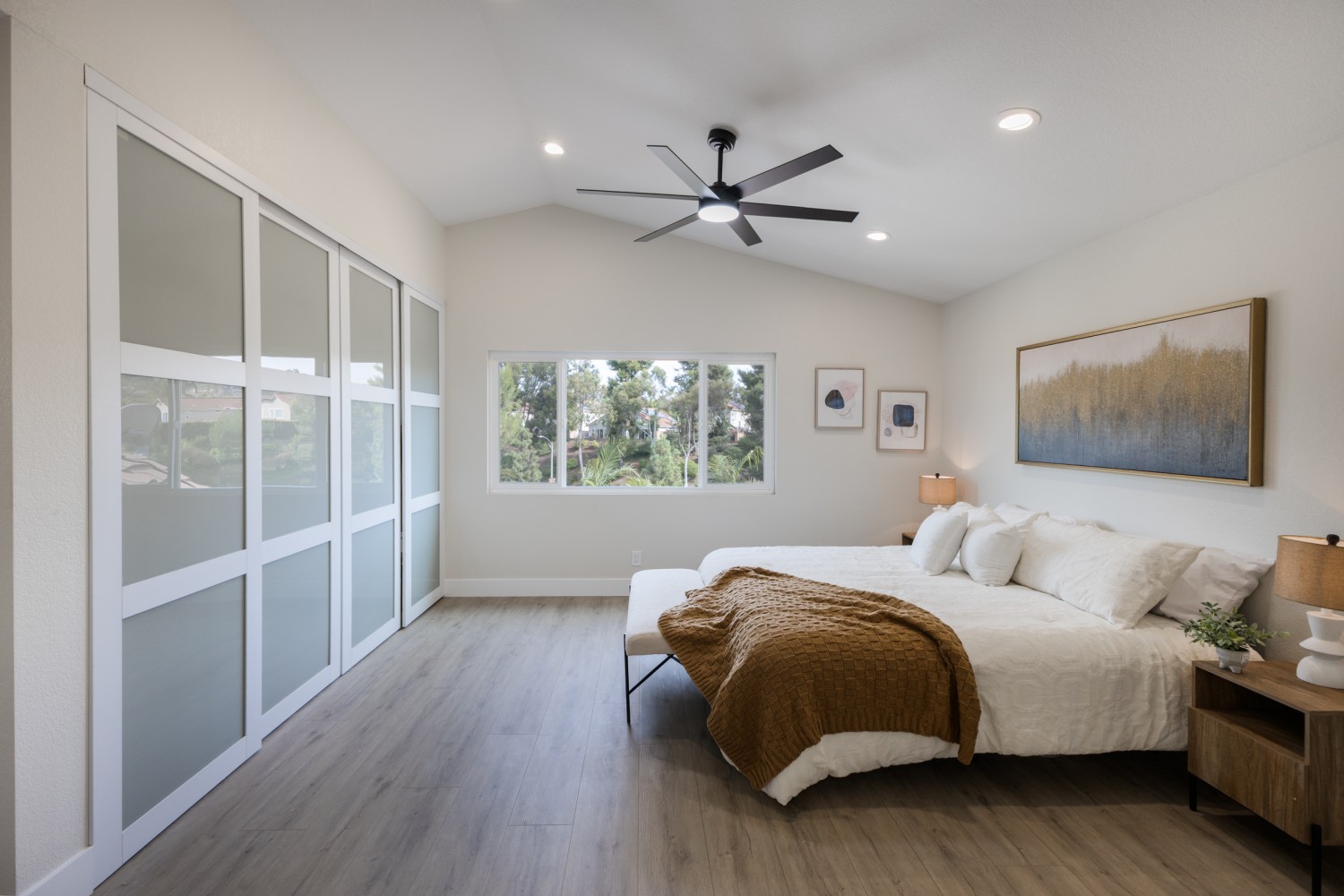 Elfyer - vista, CA House - For Sale