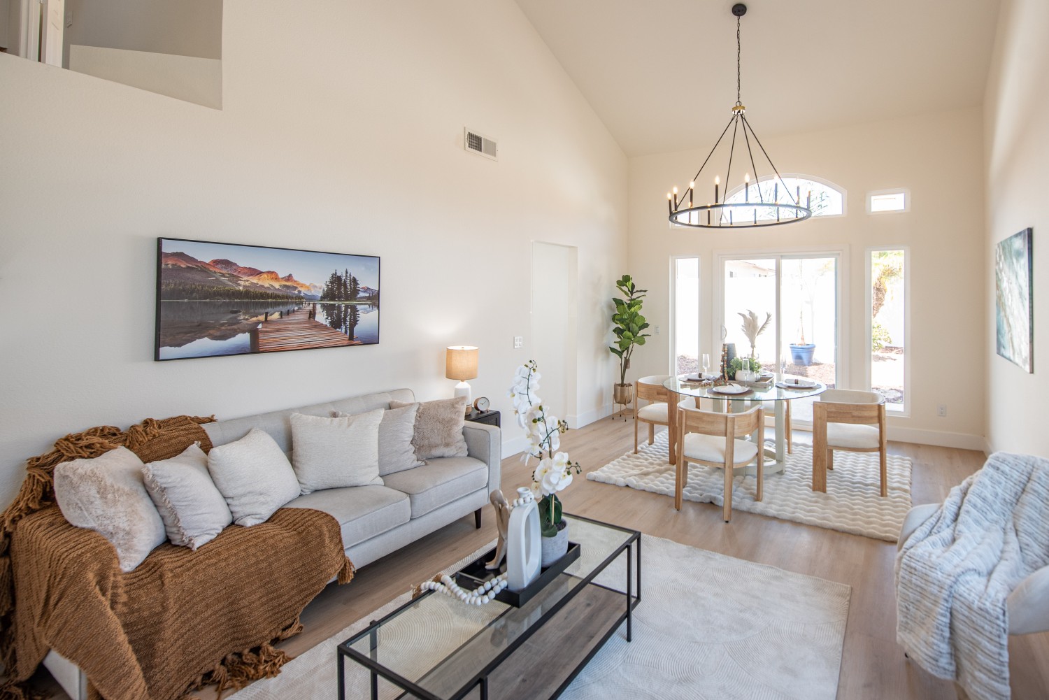 Elfyer - Vista, CA House - For Sale