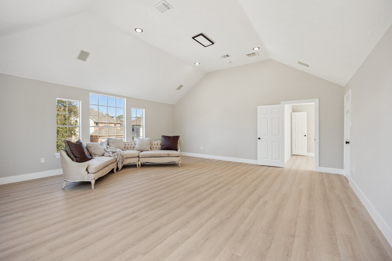 Elfyer - Houston, TX House - For Sale