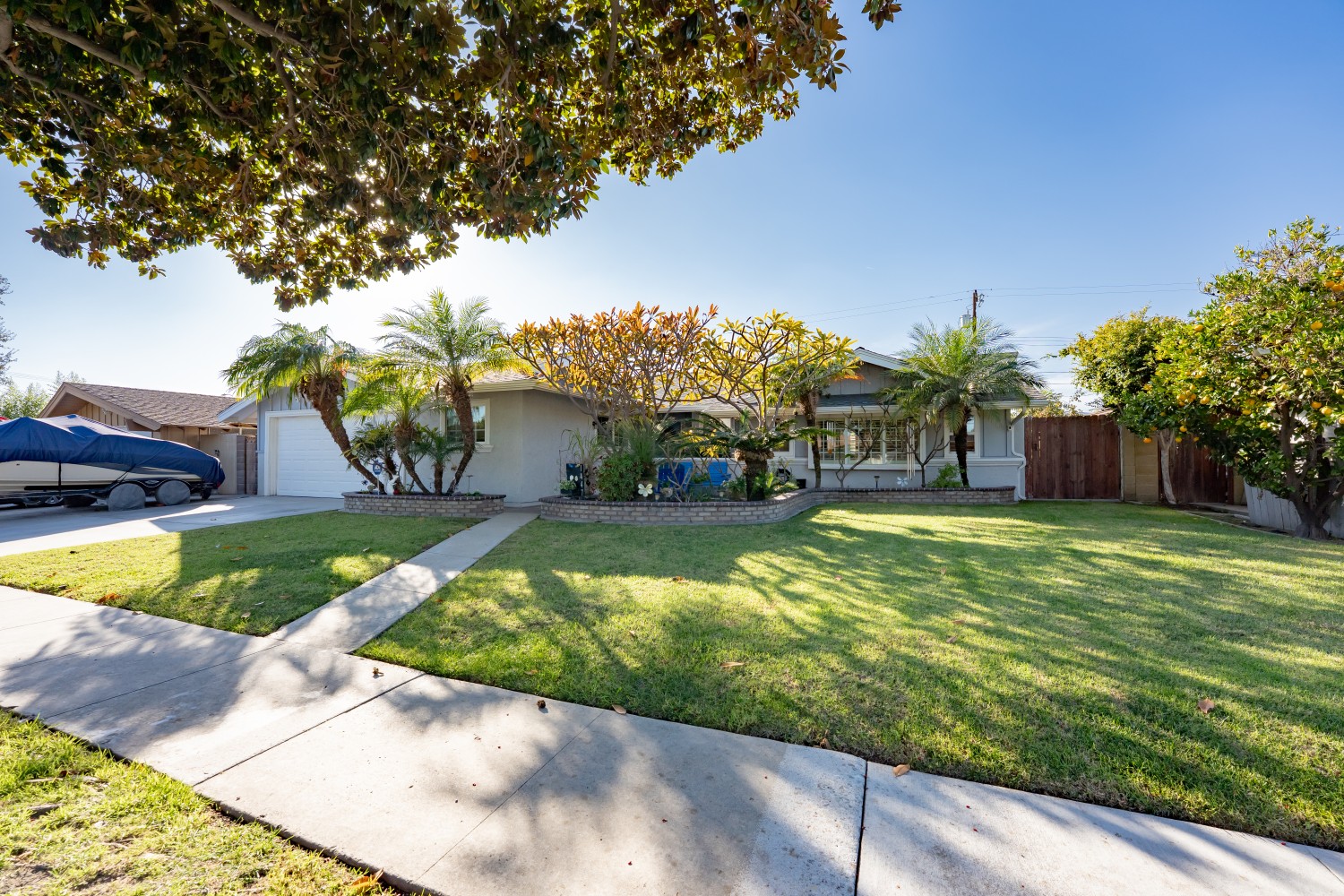 Elfyer - Anaheim, CA House - For Sale