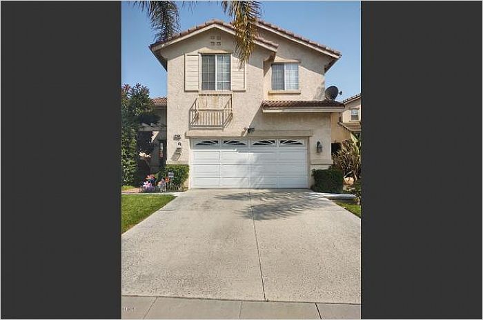Elfyer - Oxnard, CA House - For Sale