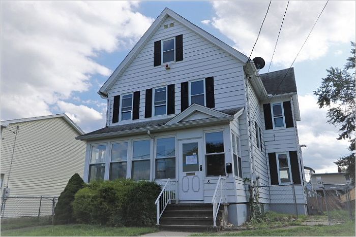 Elfyer - CHICOPEE, MA House - For Sale