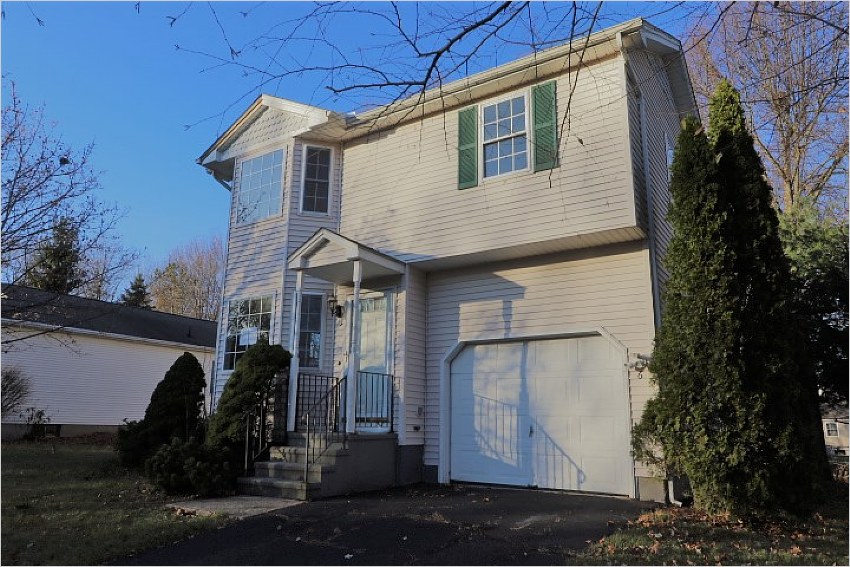 Elfyer - ENFIELD, CT House - For Sale