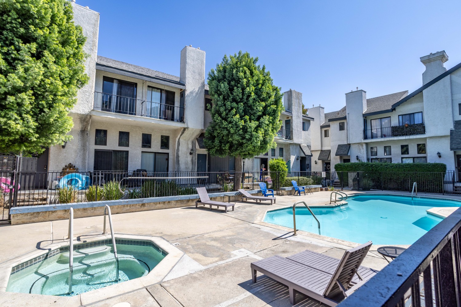 Elfyer - North Hills, CA House - For Sale