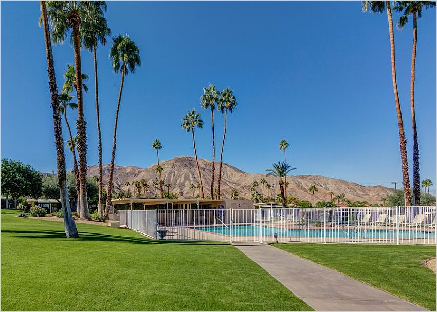 Elfyer - Palm Desert, CA House - For Sale