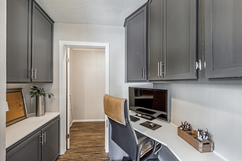 Elfyer - Morongo Valley, CA House - For Sale