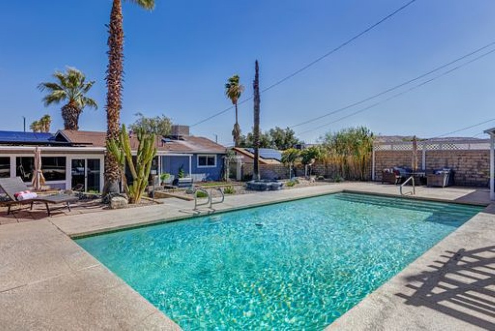 Elfyer - Morongo Valley, CA House - For Sale