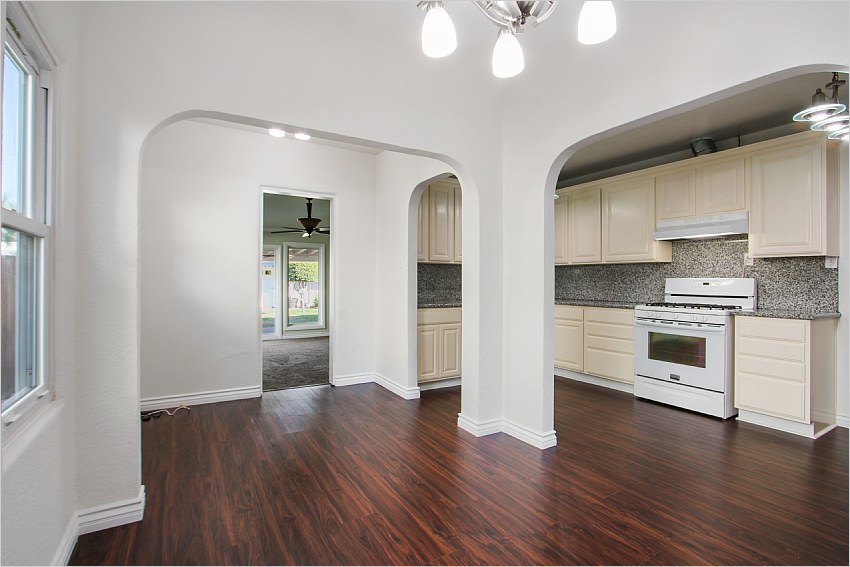 Elfyer - Long Beach, CA House - For Sale