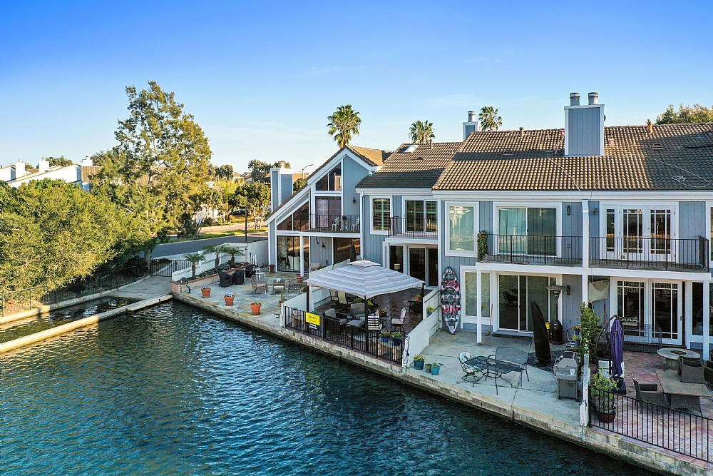 Elfyer - Huntington Beach, CA House - For Sale
