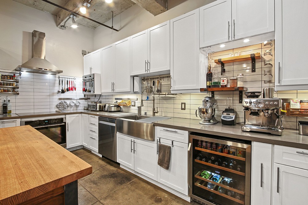 Elfyer - Long Beach, CA House - For Sale