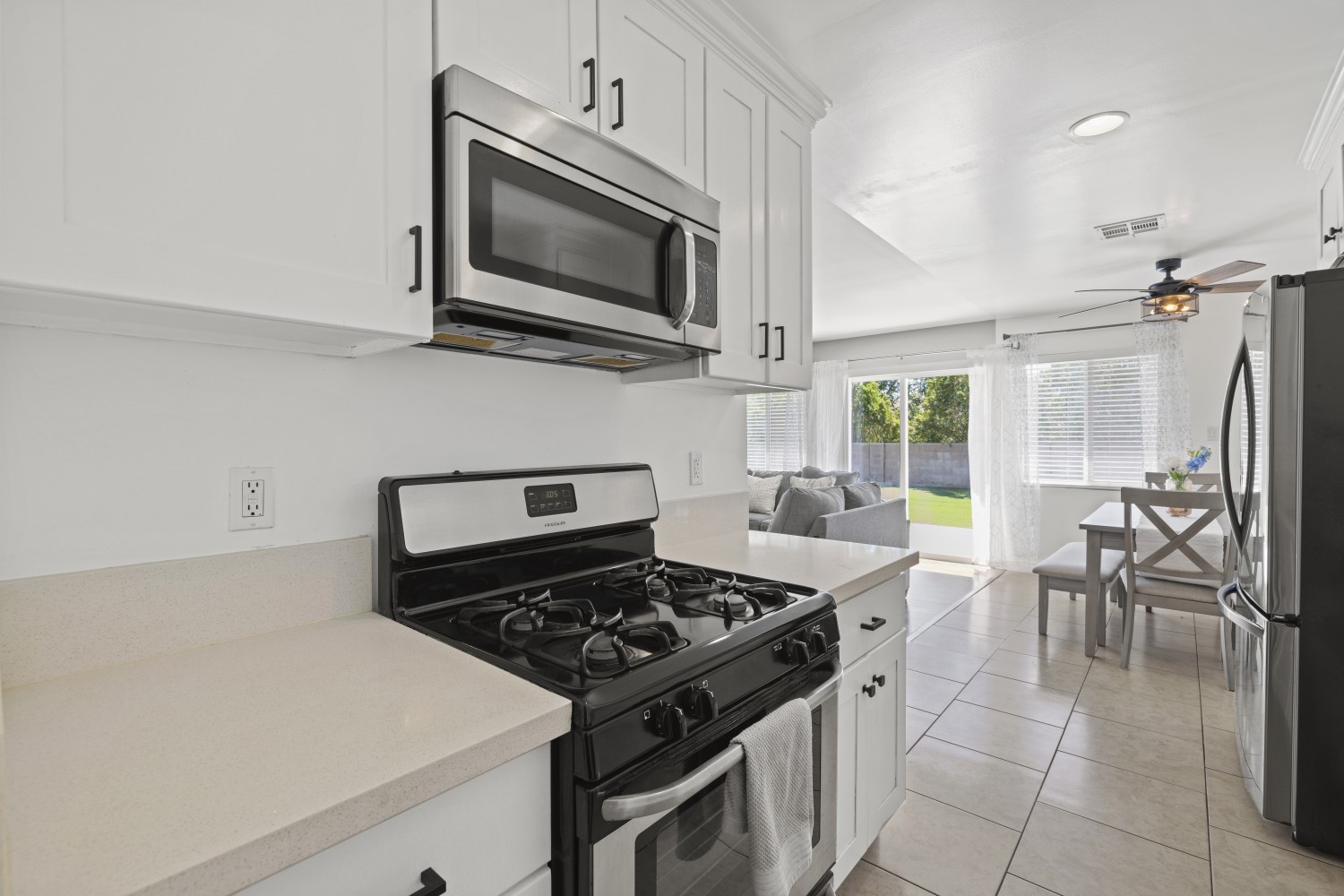 Elfyer - Lancaster, CA House - For Sale